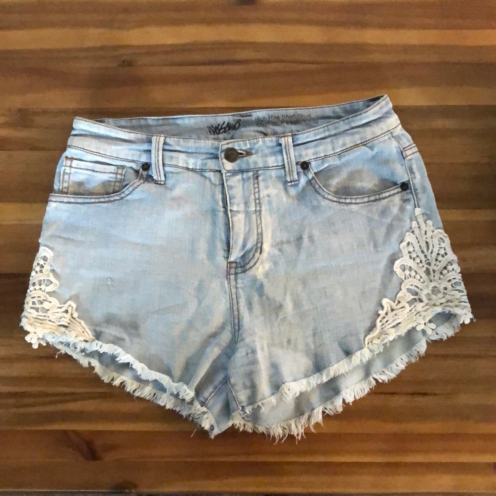 High Rise Short Shorts-cute white design & fringe
